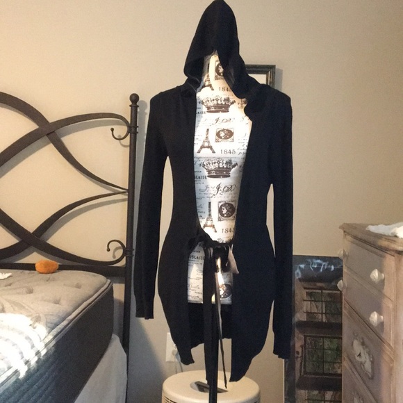 Sweaters - Soft evening belted cardigan